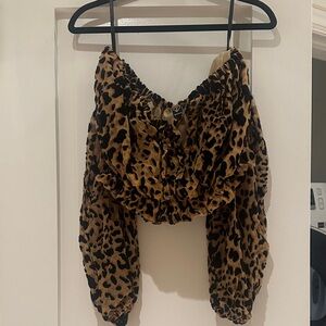 Windsor Leopard Print Off-Shoulder Crop Top in Tan and Black